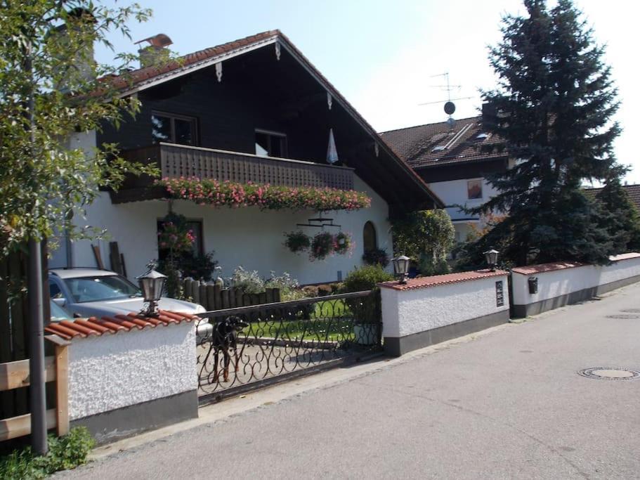 Xxl Apartment, 10 Beds, 4 Sleep-Rooms, 140Qm, 2 Wc, 2 Shower && Bruckmühl Zewnętrze zdjęcie