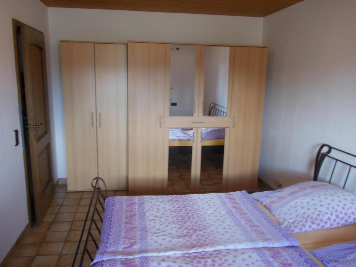 Xxl Apartment, 10 Beds, 4 Sleep-Rooms, 140Qm, 2 Wc, 2 Shower && Bruckmühl Zewnętrze zdjęcie